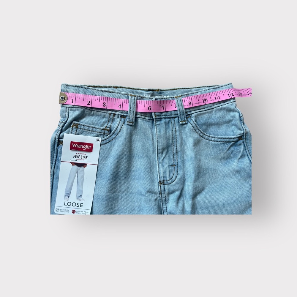 Boy’s wrangler premium jeans - Picture 5 of 6
